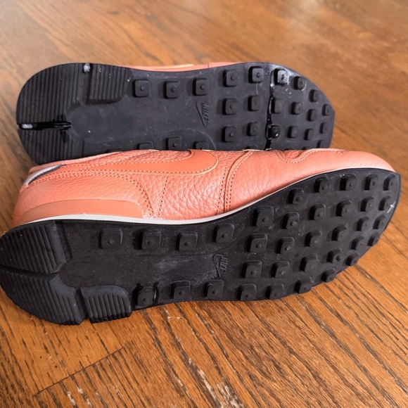 NIKE INTERNATIONALIST PREMIUM LEATHER TERRA-BLUSH-SUMMIT-WHITE Women’s size 8 - Picture 10 of 12